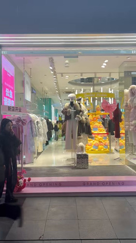 bQqtzLCW79YF8l h.jpg