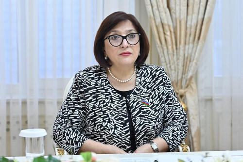 G8YtQ IbgAACu8A.jpg