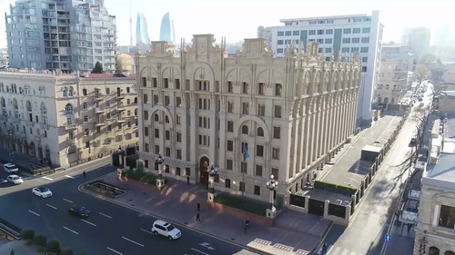 r18offHZRxN 41kl.jpg