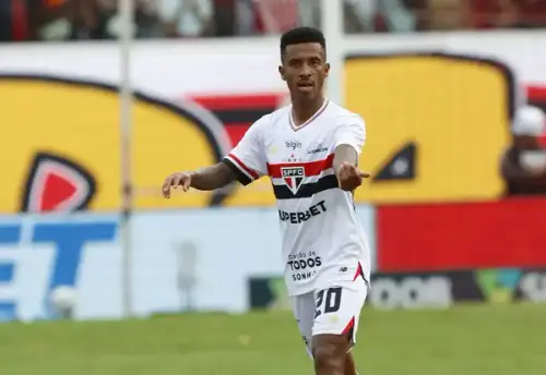 Marcos Antônio brilha em meio à decepção e leva São Paulo a buscar reestruturação urgente