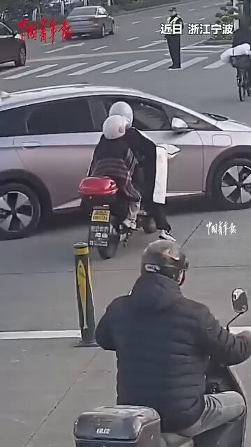 RgAYHqeeN4KQ9ycL.jpg