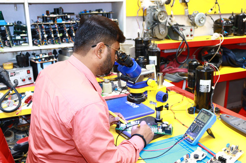 AC Repairing Course | AC PCB Repairing Training Institute in Delhi.jpg