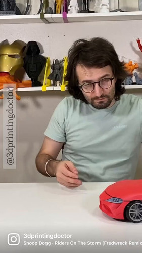 bDtraxL1dgfGenFg.jpg