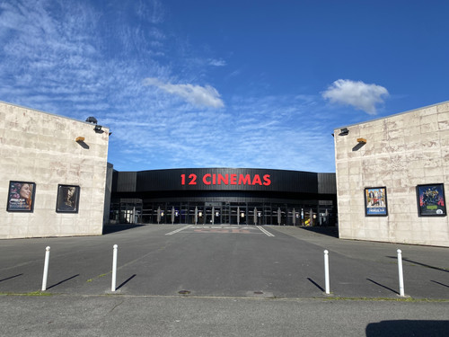 FACADE BRUAY LA BUISSIERE.jpg