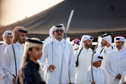 G8YqANZWkAA52EF.jpg