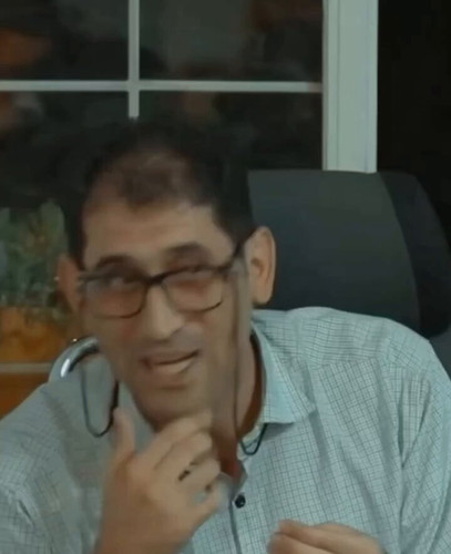 vIkVNMrFEq7ZbA4S.jpg