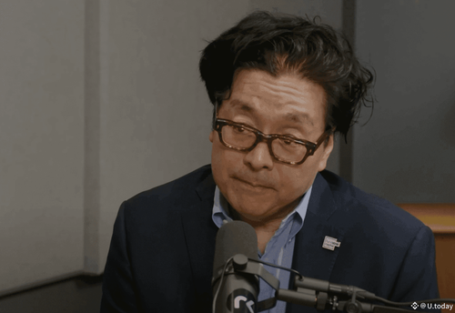 G7f13n bwAAqKFs?format=png.png