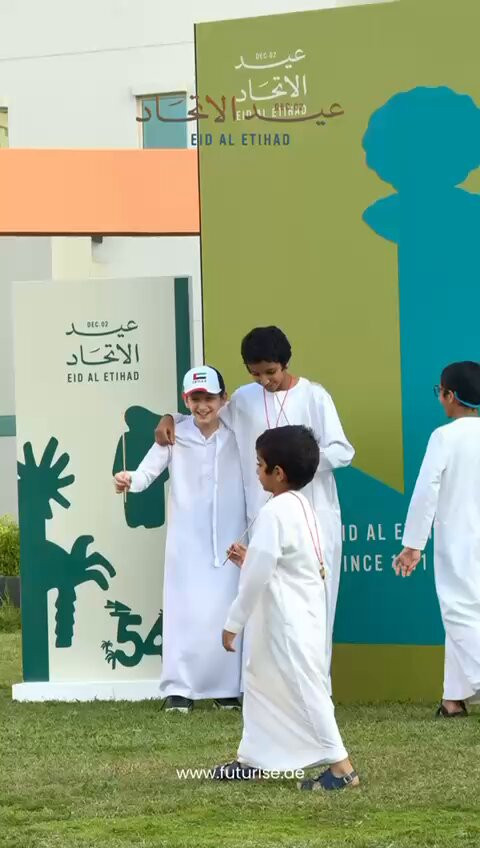 AYsw3frKs0E6Q3ho.jpg