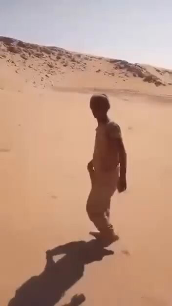 MHWaqPRGi 9CXcXM.jpg