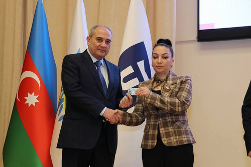 G8d1mRzaUAAep7 .jpg