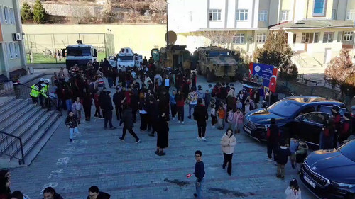 DR4T VF6XTcxweVC.jpg