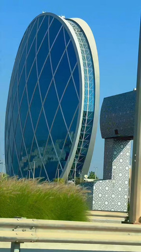 2M5Szzdj1xk Tblf.jpg