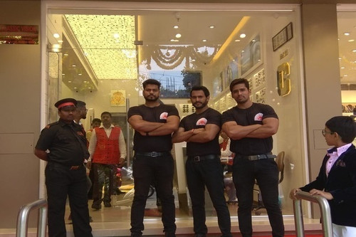 Who Provides the Best Security Guard Services in Mumbai?.jpg