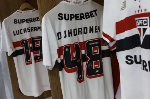 Crespo promove reforma no São Paulo: Seis mudanças na escalação para duelo contra o Primavera