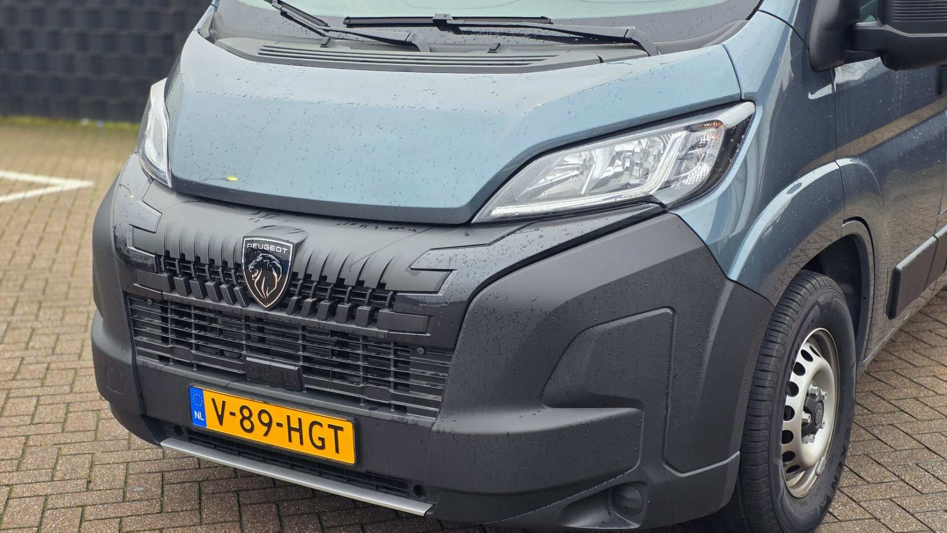 Aangeboden:  Deze prachtige   Peugeot BOXER L2 H2 2.2 Blue HDI - Image 4