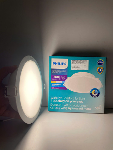 den downlight am tran doi mau led philips eridani dl190b ssw led13 d150 15w 1300lm cct 3000k 4300k 6.jpg