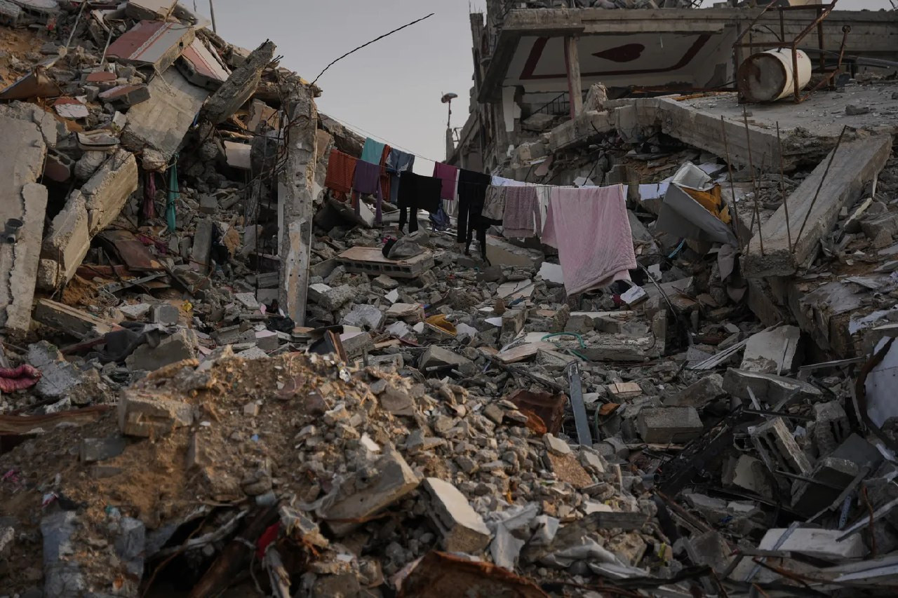 الأونروا: يحتاج السكان في غزة إلى تدفق مستمر للمساعدات الإنسانية. من الضروري أن يستأنف عمل الأونروا في غزة بكامل طاقته، بما يشمل توصيل الإمدادات والخد...