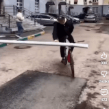 AISelect 20260209 131707 YouTube.gif