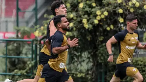 São Paulo foca no Brasileirão após retorno aos treinamentos, com atenção voltada ao desafio contra o Grêmio