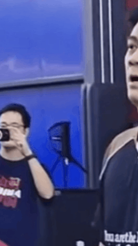 006BEenggy1i7nprh9zvng30f00qo7wl.gif