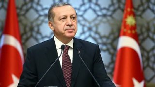 قال الرئيس التركي رجب طيب أردوغان إن ثلثي شهداء حرب الإبادة على غزة، البالغ عددهم 70 ألفًا، هم من النساء والأطفال، معبرًا عن استيائه من الأرقام المروع...