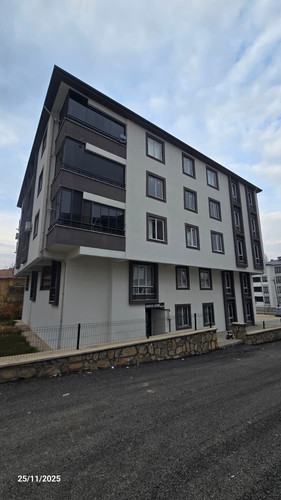 WhatsApp Image 2025 11 25 at 16.15.23 (1).jpg