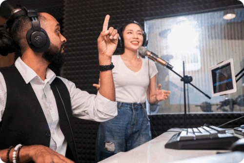 Discover Exceptional Voice Talent in Los Angeles with DPN Talent.gif