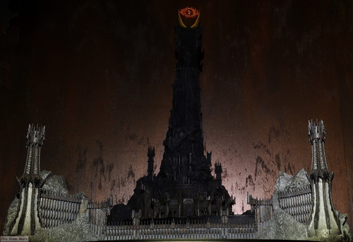 010 The Black Gates of Mordor.jpg