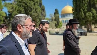 القناة 13 العبرية: قرار عزل قائد شرطة القدس جاء بسبب رفضه طلب بن غفير إدخال التوراة للحرم الشريف. وكان بن غفير قد طلب من قائد شرطة القدس السماح بإدخال...