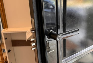 Locksmith close to me.jpg