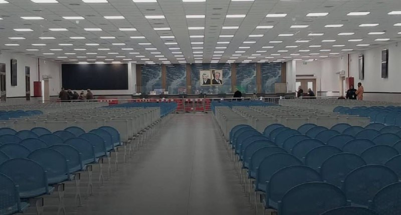 أعلنت الإدارة العامة للمعابر والحدود أن معبر الكرامة سيعمل يوم غدٍ الخميس 22/01/2026 من الساعة 8:00 صباحًا حتى 1:30 ظهرًا في كلا الاتجاهين، حسب توقيت ...