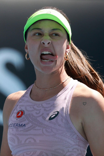 zeynep s%C3%B6nmez turkish tennis player v0 93vw90mkraeg1.jpg