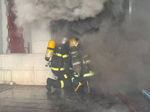 FzzvX0bdo9AjAvw uh WXMlGB134eg6ug0BEwPuYxk5MGP4e8Ko2FqAUMahQae1MR3pEMIeNUeIiQ0wow47eyxLUOLc9ZEUvgcEa.jpg