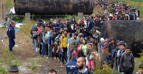 13337594377667033230?url=https%3A%2F%2Ffelvidek.ma%2Fwp content%2Fuploads%2F2021%2F08%2Fmigracio beh.jpg