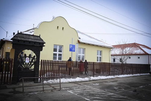 616872579 932160792484307 4583194987187063774 n.jpg?stp=cp6 dst jpg s590x590 tt6& nc cat=110&ccb=1 7.jpg