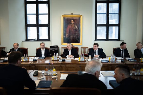 619249922 1460065059463750 1976981868369014193 n.jpg?stp=dst jpg s590x590 tt6& nc cat=105&ccb=1 7& n.jpg