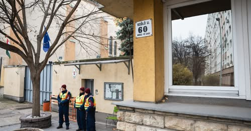 8727749937241564340?url=https%3A%2F%2Fassets.4cdn.hu%2Fkraken%2F8HJ4OjddWujX1p21DMs lg.jpeg&fb obo=1.jpg