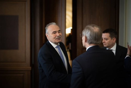 619399399 1430611405102588 6342333200037185782 n.jpg?stp=dst jpg s590x590 tt6& nc cat=108&ccb=1 7& n.jpg