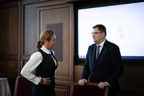 619511983 1460065049463751 8542641871436182226 n.jpg?stp=dst jpg s590x590 tt6& nc cat=110&ccb=1 7& n.jpg