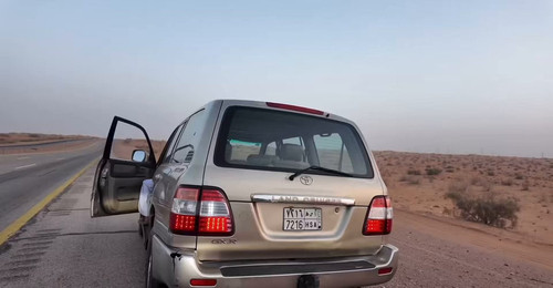 eY5JIbYNmT XZ3CG.jpg