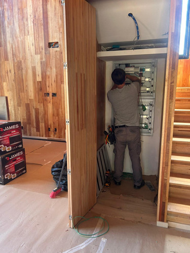 CASA 09 Montagem Quadro.jpg