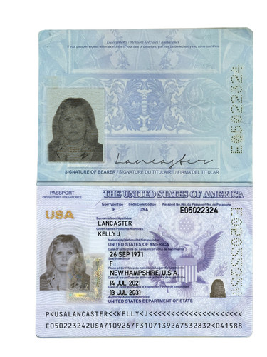 Kelly J Lancaster.jpg