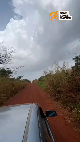 8FBMw90vvlAkq nQ.jpg