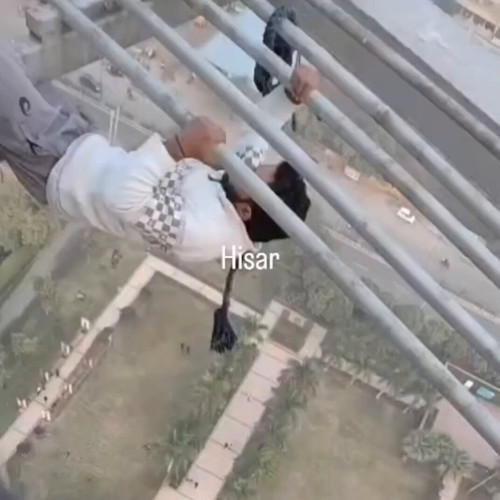 zhy2avdhOLw7OOWK.jpg