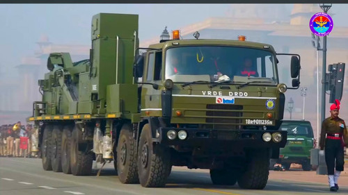 ama71tuIJaUcqpKF.jpg