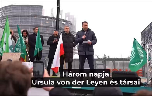 GGkOpFXzajlLValx.jpg