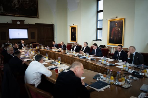 618692400 122325389780011138 4566216951595483638 n.jpg?stp=dst jpg s590x590 tt6& nc cat=105&ccb=1 7&.jpg