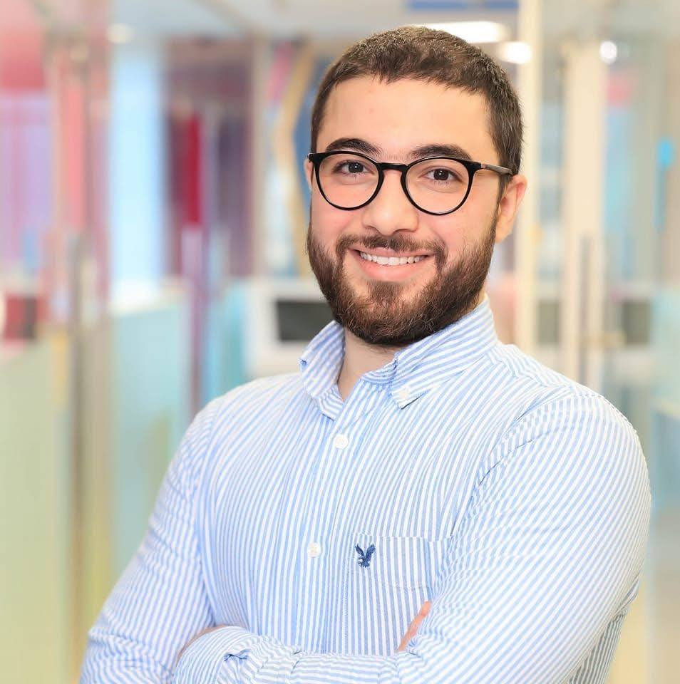 فاز الفلسطيني عاطف الشكوكاني، مدير المشاريع في وحدة الابتكار والتطوير بجامعة بيرزيت، جائزة قاعة المشاهير من مؤسسة JA Worldwide، تقديراً لإنجازاته ومسا...