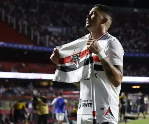 QUEM FOI BEM E QUEM FOI MAL? Saiba os destaques da partida de ontem pelo São Paulo!