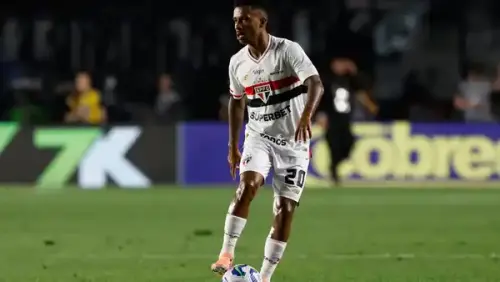 Crespo comenta interesse do Flamengo e reforça permanência de Marcos Antonio